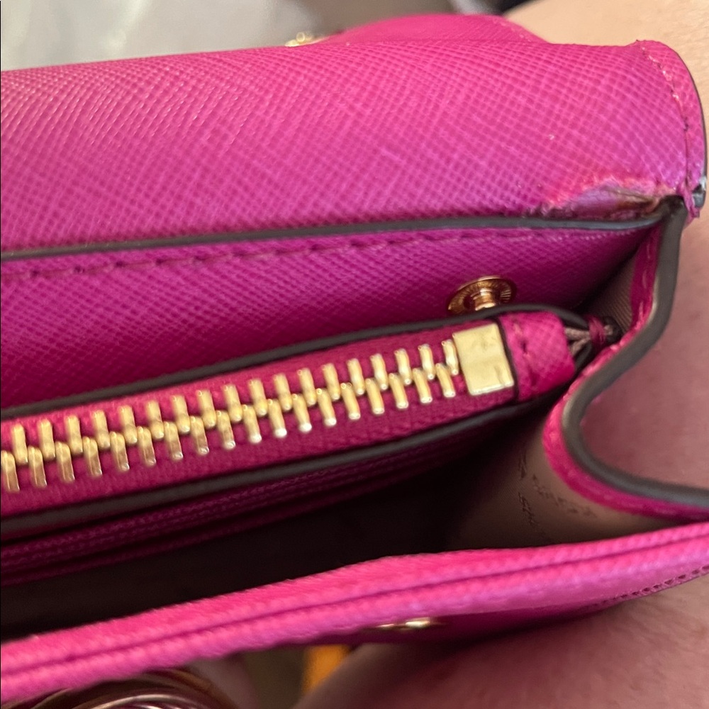 Michael Kors Leather Purse Crossbody Shoulder Strap Pink (Hot Rose) wristlet - Picture 7 of 10